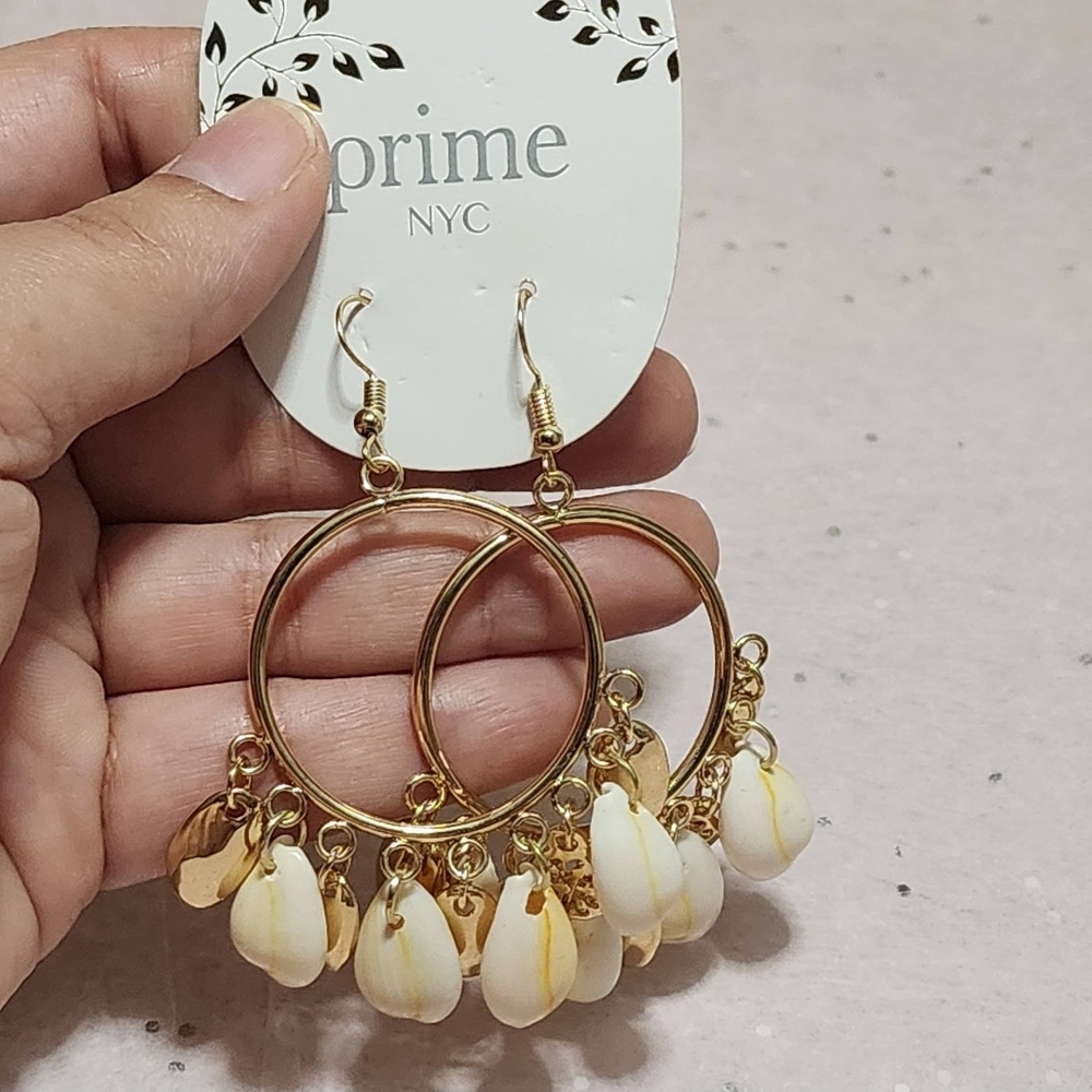 Gold and Cream Shell Dangle Earrings